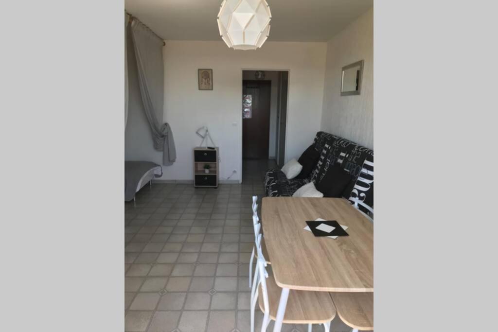 Studio Meuble Classe 2 Etoiles - 30M² Gréoux-les-Bains Exteriör bild